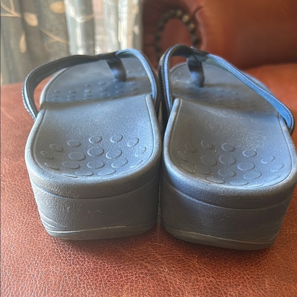 Vionic High Tide Women's Sandals - Picture 5 of 8